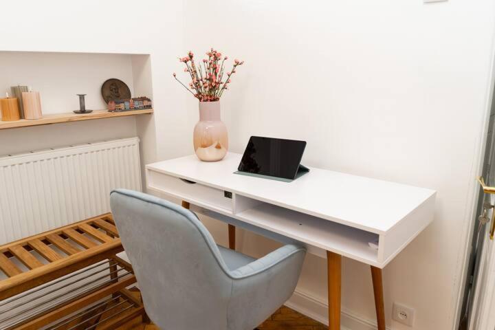 Freedom Apartments In The Heart Of Lviv - Balabana Str And Svoboda Avenue エクステリア 写真